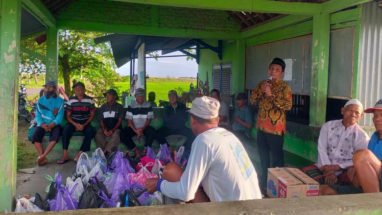 Tradisi “Labuhan” Menyambut Datangnya Musim Hujan