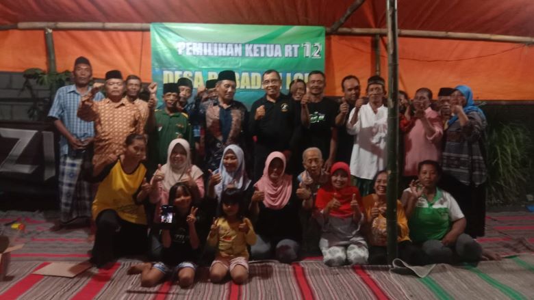 Voting Terbuka, Hariyono Terpilih Menjadi Ketua RT 012 Yang Baru